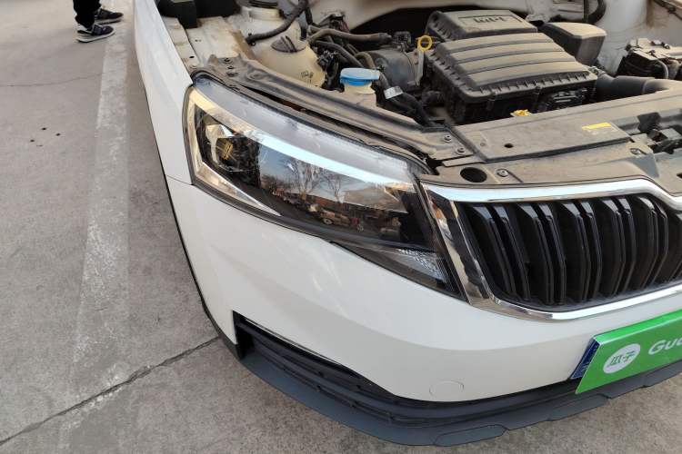 Used Skoda Kamiq 2018 1.5L Automatic Standard Edition China VI Right Front Headlight