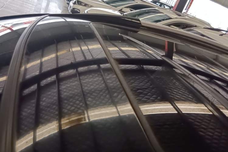 Used Haval H6 2013 Sports Edition 1.5T Manual Two-Wheel Drive Elite Model Roof