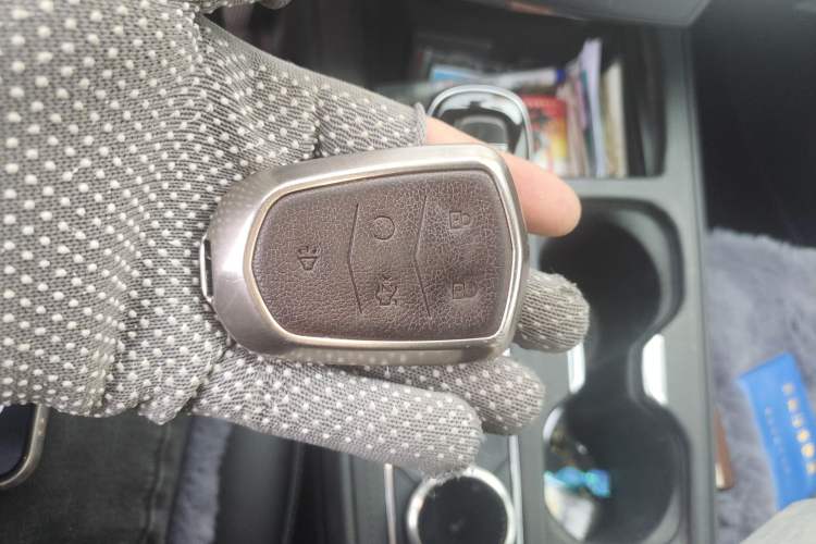 Used Cadillac XT4 2021 28T Two-Wheel Drive Tech Edition Vehicle Key