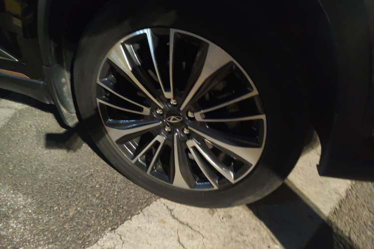 Used Chery Tiggo 8 PRO 2024 Champion Edition 390T Two-Wheel Drive Peak Version 5 Seats