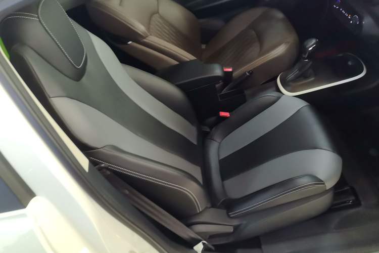 Used Roewe Clever 2022 311km QiQi BoBo Edition
