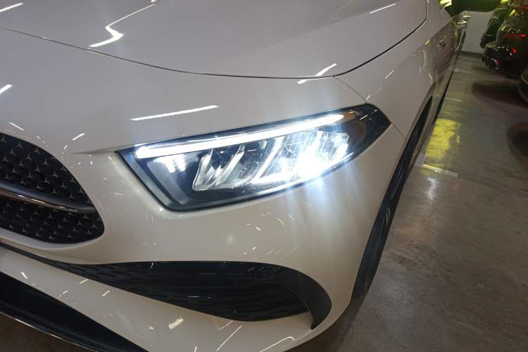 Used Mercedes-Benz A-Class 2024 Updated A 200 L Fashion Version Left Front Headlight