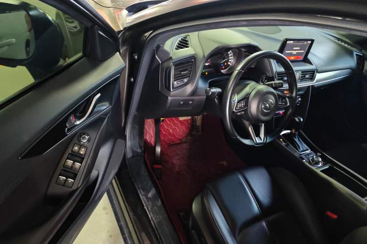 Used Mazda CX-4 2020 2.0L Automatic Two-Wheel Drive Blue Sky Luxury Edition