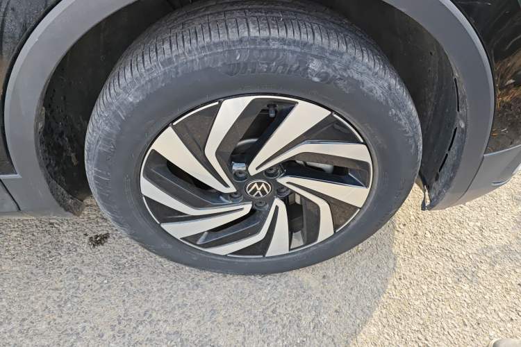 Used Volkswagen Tiguan L 2023 300TSI Automatic Two-Wheel Drive Smart Edition
