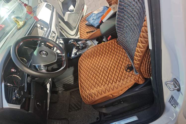 Used Volkswagen Tayron 2019 330TSI Two-Wheel-Drive Luxury Version China V Emission Standard