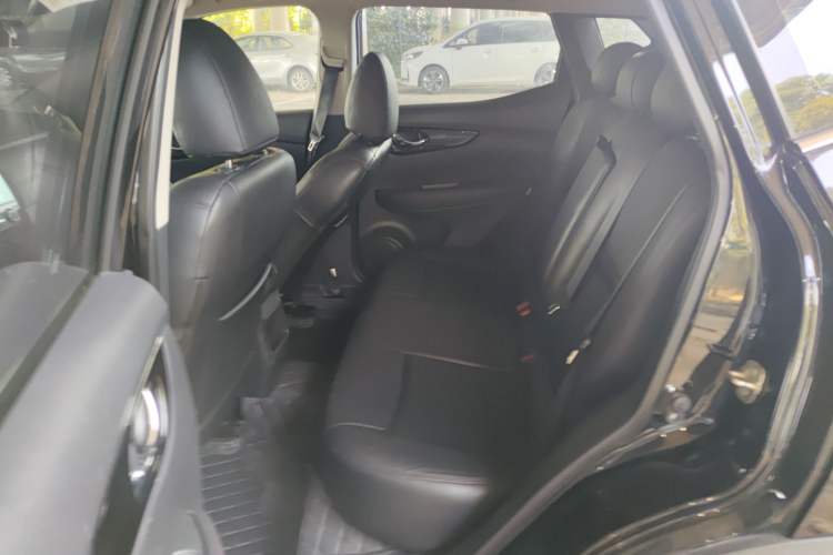 Used Nissan Qashqai 2021 2.0L CVT Smart Enjoyment Version
