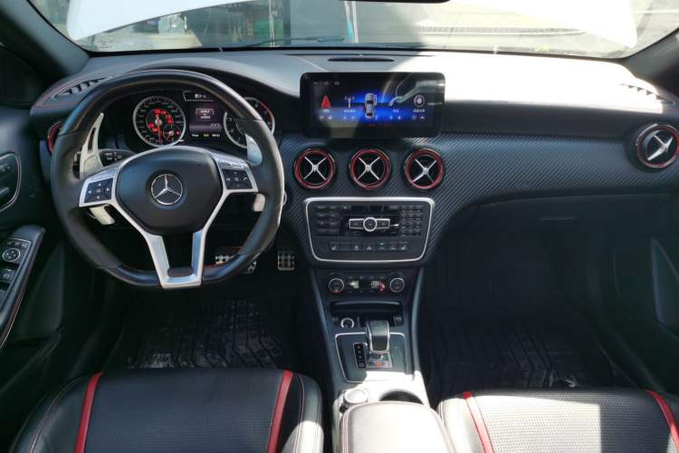Used Mercedes-Benz A AMG 2014 AMG A 45 4MATIC Center Console