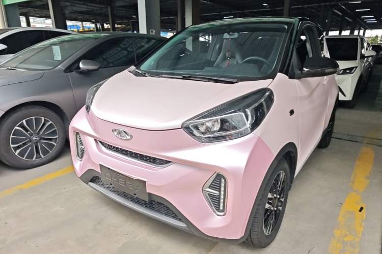 Used Chery QQ Little Ant 2022 Revised Version Sweet Pink Edition Half-Sugar Version Lithium Iron Phosphate 30.7 kWh 30 kW 301 km