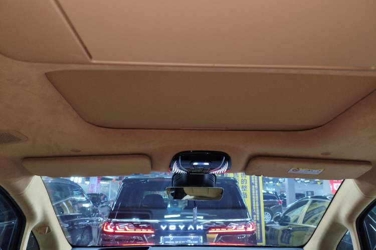 Used VOYAH Dream 2025 PHEV Four-Wheel-Drive Flagship Kunpeng Edition