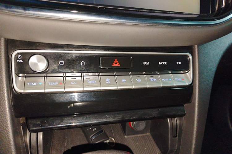 Used GAC Trumpchi GS8 2021 390T Two-Wheel Drive Luxury Smart Connect & Drive Edition (7 Seats)
