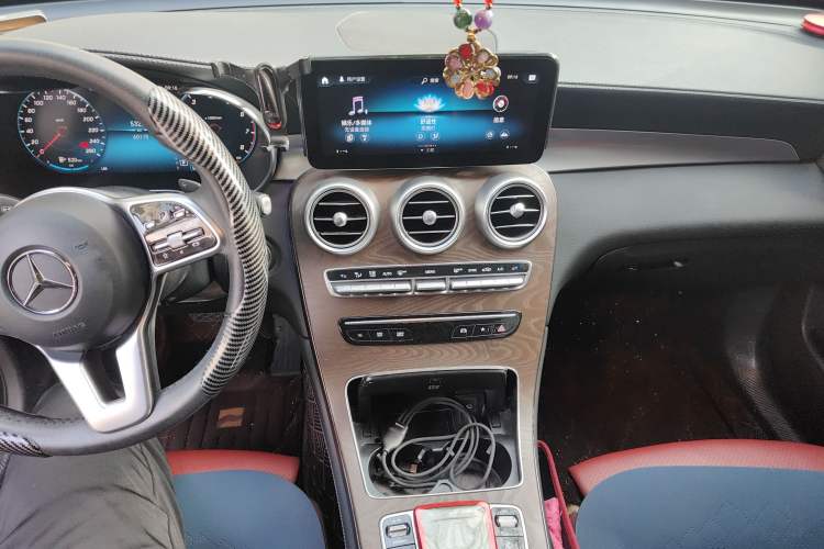 Used Mercedes-Benz GLC 2020 GLC 260 L 4MATIC Luxury Model