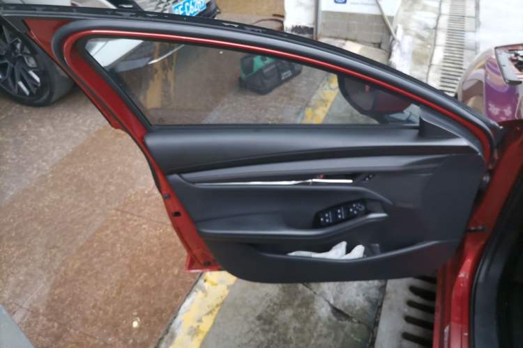 Used Mazda Mazda 3 Axela 2023 2.0L Automatic ZhiXuan Edition
