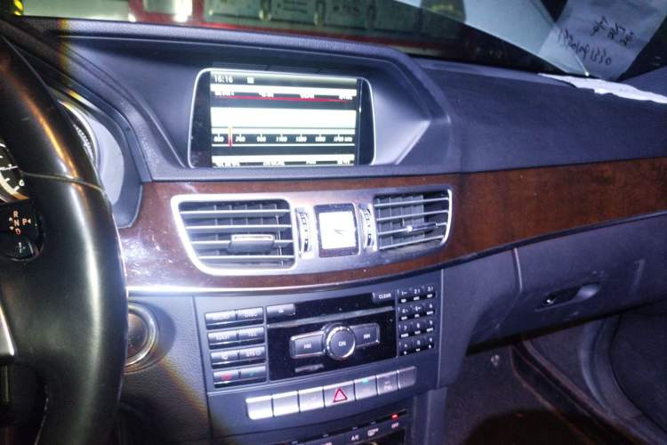 Used Mercedes-Benz E-Class 2015 E 200 L