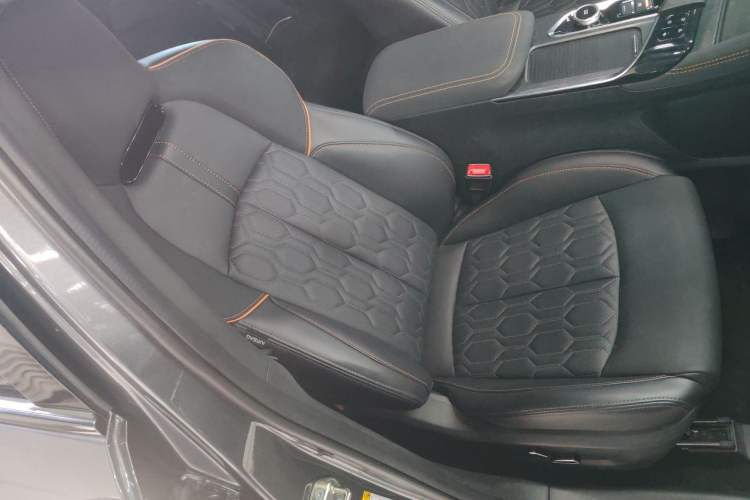 Used CHANGAN UNI-T 2022 1.5T Flagship Edition Right Front Seat