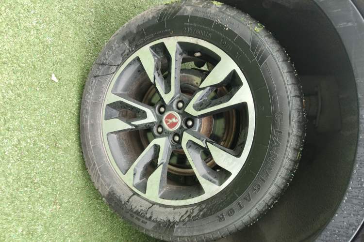 Used Hanteng X7 2016 2.0T Manual Luxury Version