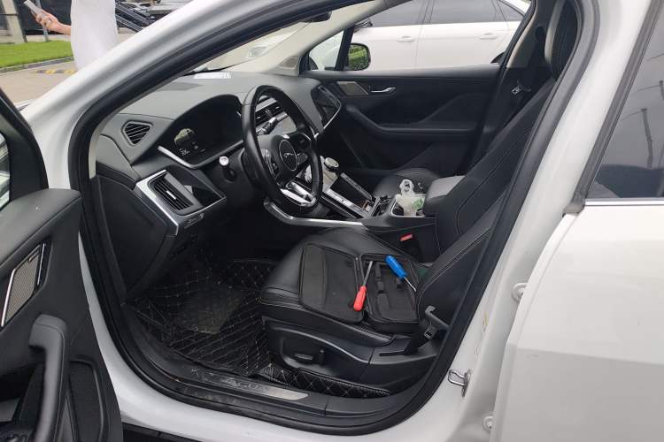 Used Jaguar I-PACE 2018 EV400 SE
