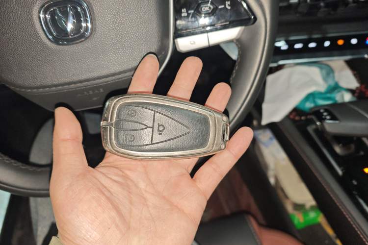 Used Changan Eado 2023 Changan Edition PLUS Blue Whale NE 1.4T GDI DCT Prestige Version
