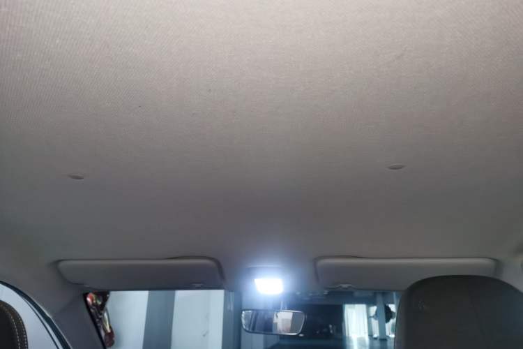 Used Wuling Bingo 2023 203km Light Edition Headliner