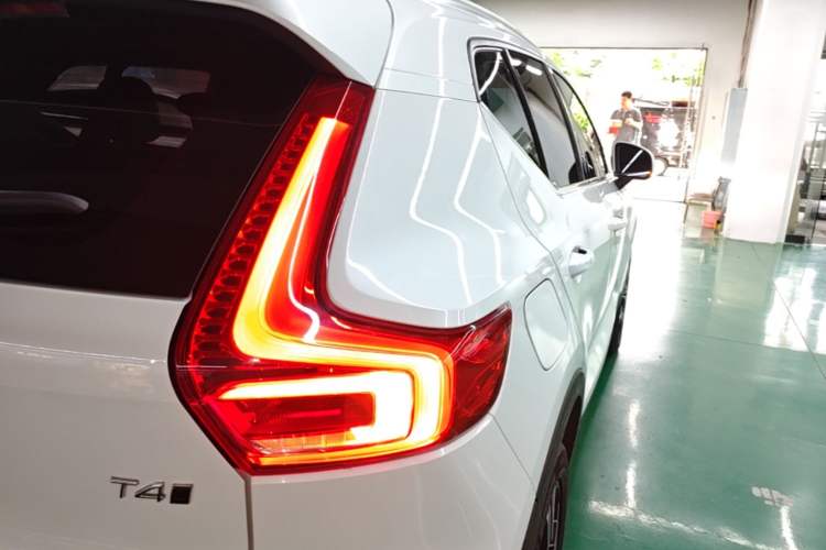 Used Volvo XC40 2022 T4 Four-Wheel Drive Smart & Luxurious Edition