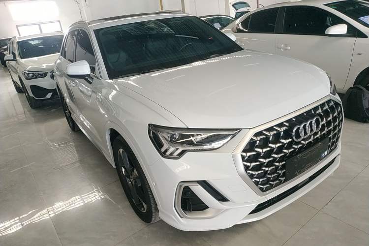 Used Audi Q3 2024 35 TFSI Fashion Dynamic Edition