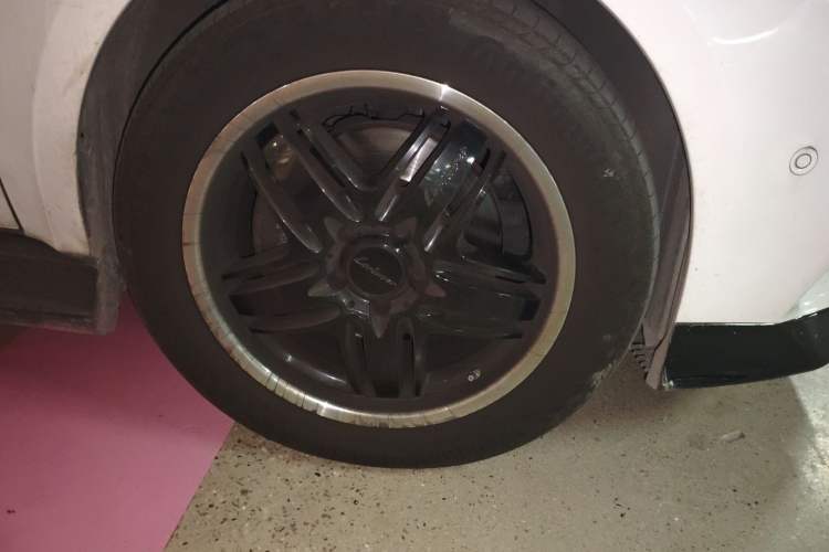 Used Lorinser LS Series 2020 LS560MX SKABINE Skylight