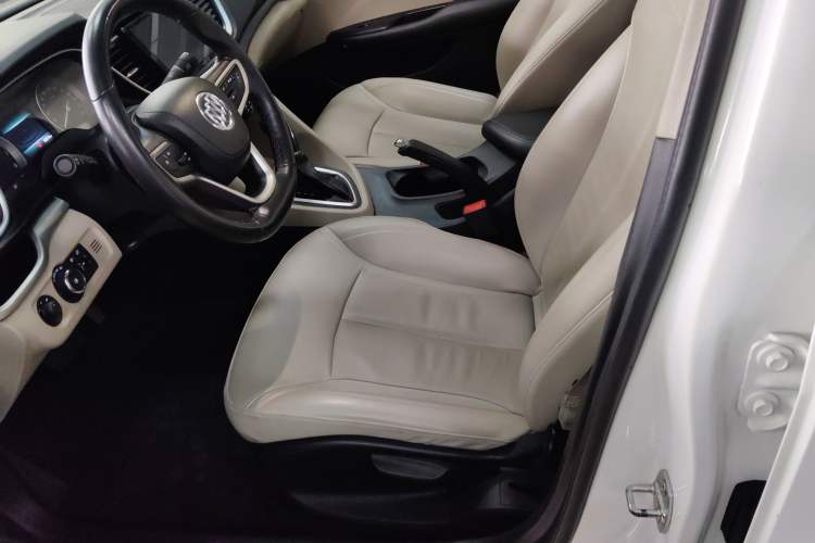 Used Buick GT 2018 15T Dual-Clutch Elite Model China V Standard
