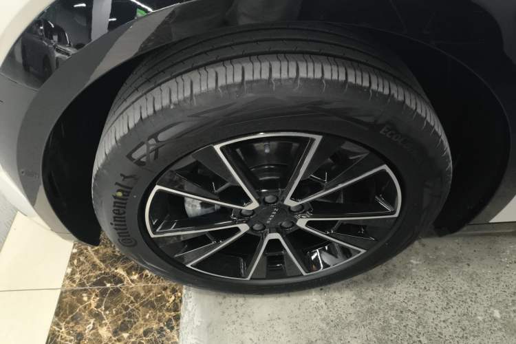 Used Zeekr X 2025 Four-Seater Rear-Drive Cube Version Left Front Wheel Hub