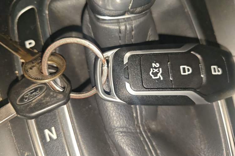 Used Ford Mondeo 2013 2.0L GTDi 200 Luxury Model
