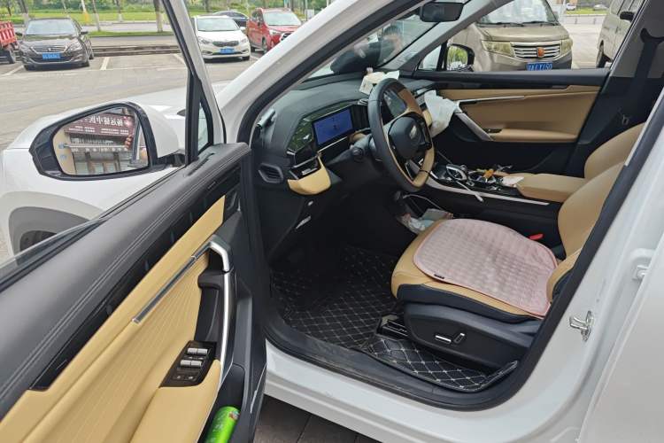 Used Geely Auto FX11 2023 1.5TD DCT Prestige Edition
