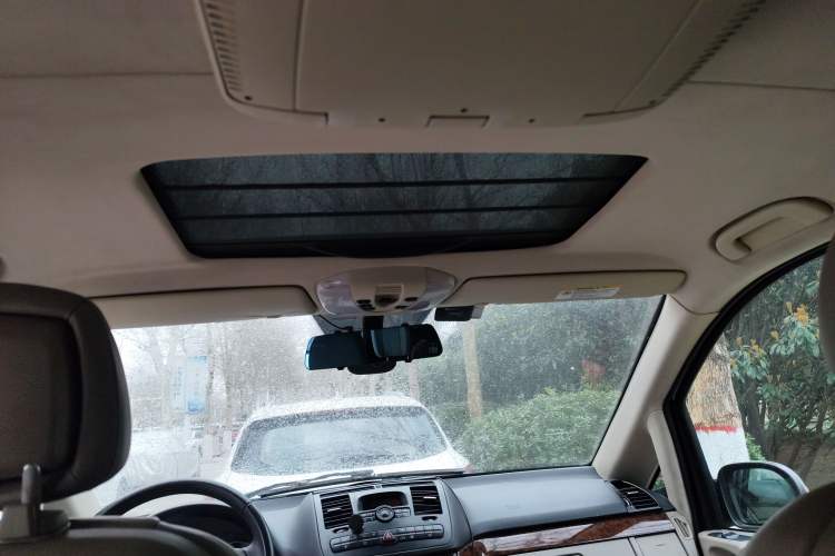 Used Mercedes-Benz Viano 2011 2.5L Limited Edition Headliner