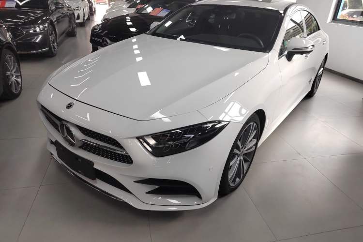 Used Mercedes-Benz CLS 2018 CLS 300 Luxury Model