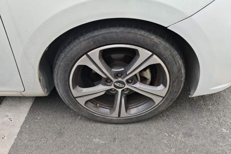 Used Chery Arrizo 5 2019 Revised PRO 1.5L CVT Youth Edition China VI Standard Right Front Wheel Hub