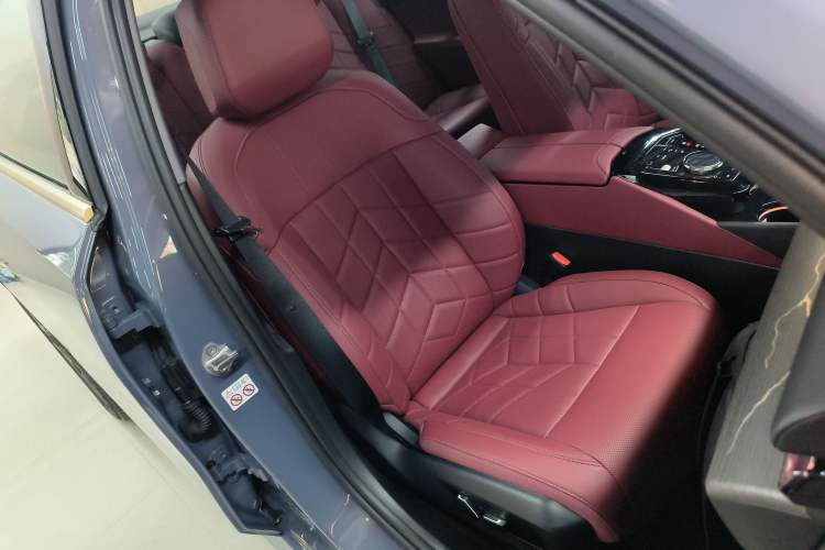 Used BMW i5 2024 eDrive 35L M Sport Package