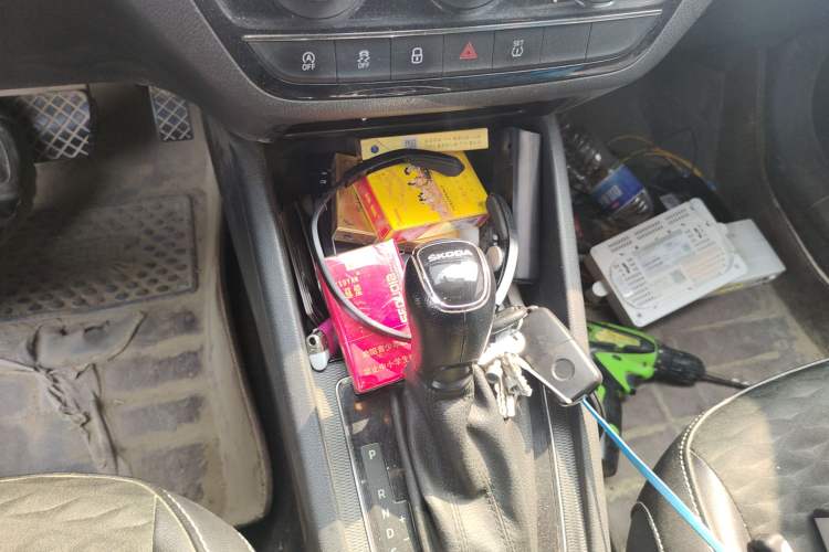 Used Skoda Kamiq 2018 1.5L Automatic Comfort Edition China V Standard Gear Lever