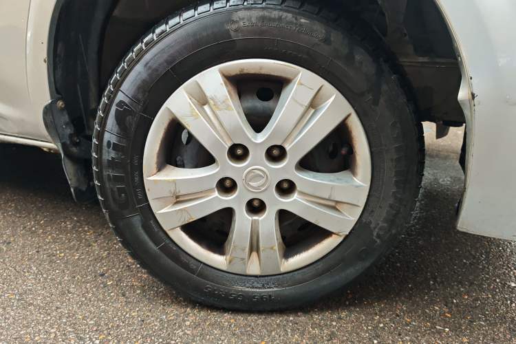 Used FORTHING Lingzhi 2016 M3L 1.6L 7-Seater Standard Model
