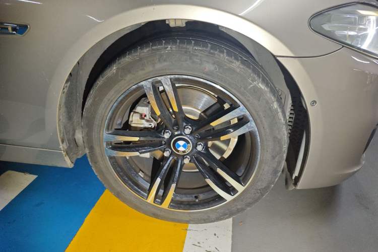 Used BMW 5 Series 2014 525Li Luxury Design Package