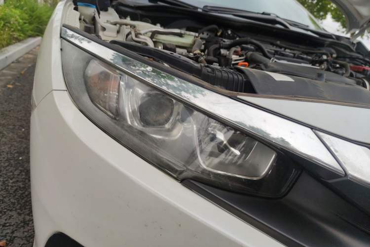 Used Honda Civic 2016 220TURBO CVT Luxury Edition
