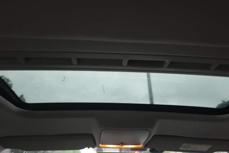 Used Volkswagen Bora 2015 Qihui Edition 1.6L Automatic Fashion Model Headliner