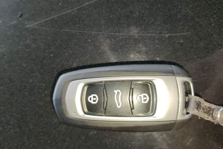 Used Geely Auto Vision X3 2017 1.5L Automatic Elite Model