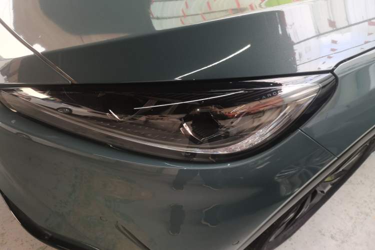 Used ARCFOX Alpha S 2023 735E+ Forest Edition 160kW Left Front Headlight