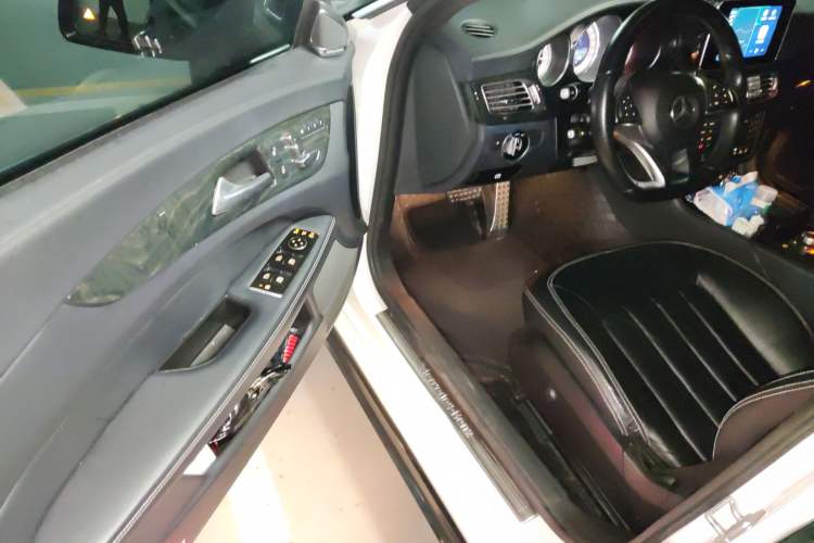 Used Mercedes-Benz CLS 2017 CLS 260 Elegant Edition Driver Seat