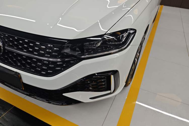 Used Volkswagen Lavida 2024 1.5L Automatic Starry Sky 5 Million Edition