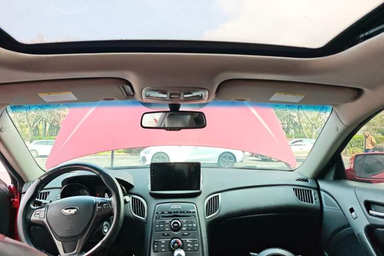 Used Hyundai Genesis Coupe 2009 2.0T Automatic Deluxe Edition Headliner