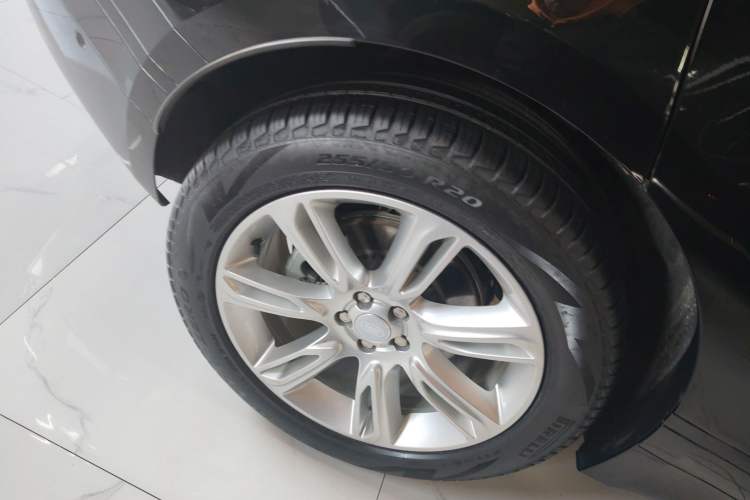 Used Land Rover Range Rover Velar 2022 250 PS Sparkling Heritage Edition
