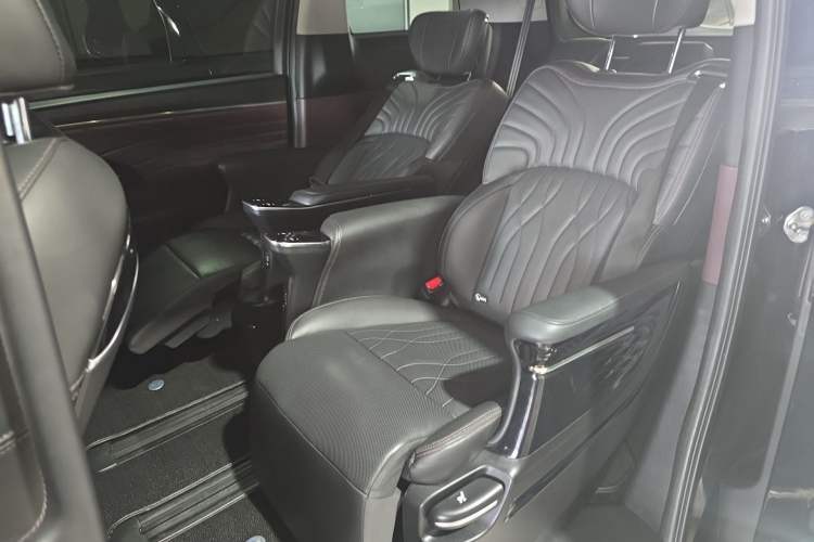 Used GAC Trumpchi M8 2024 Master Series 400T Ultimate Edition Left Rear Seat