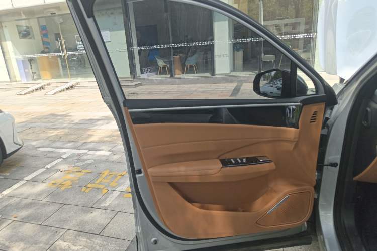 Used Geely Galaxy L7 2025 EM-i 115km Exploration+ Edition