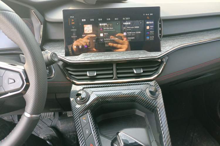 Used Lynk & Co 06 2020 1.5T JinPro model