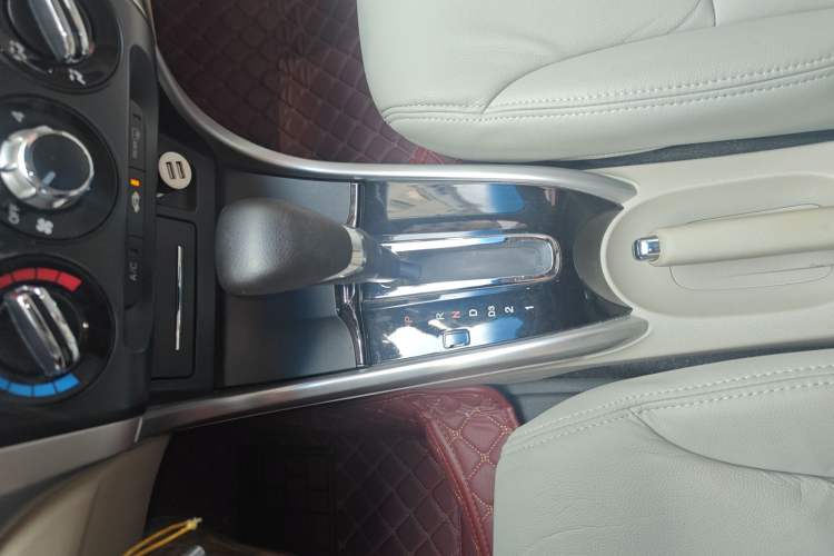 Used Honda Crider 2013 1.8L automatic comfort version