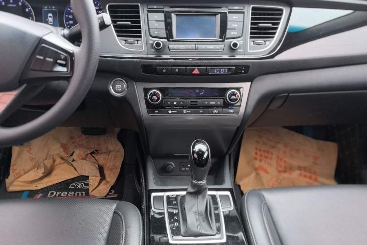 Used Hyundai Mistra 2014 1.8L Automatic Smart GLS
