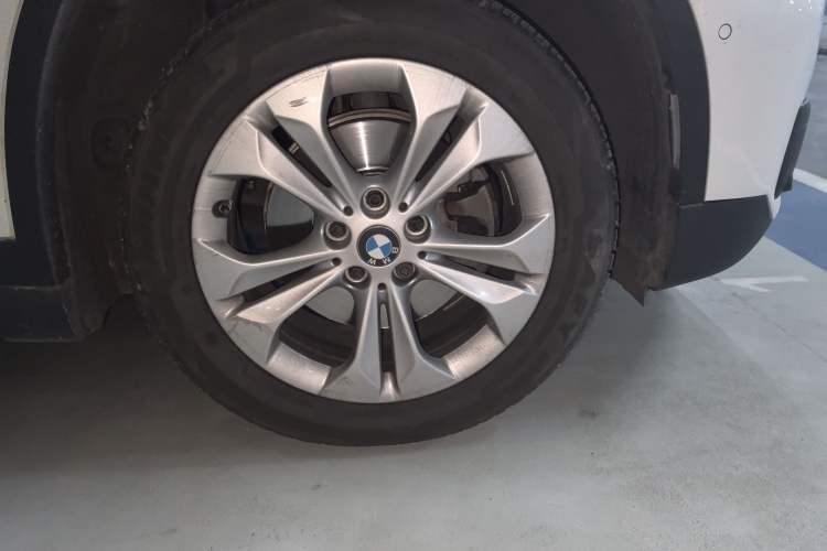 Used BMW X1 2016 sDrive18Li Premium Edition